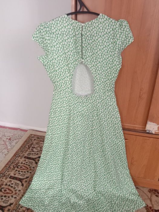 Одежда женская..