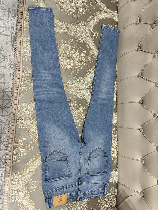 Новые джинсы colins