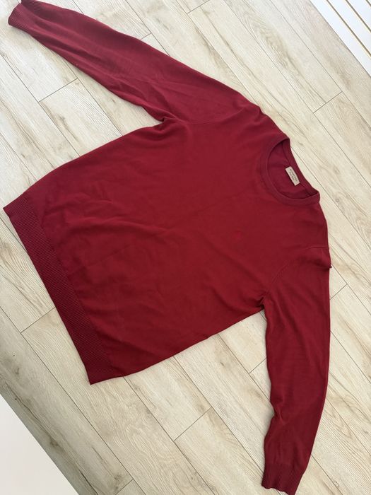 Свитер Burberry красный