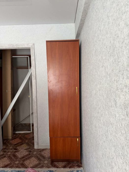 Продам срочно шкаф