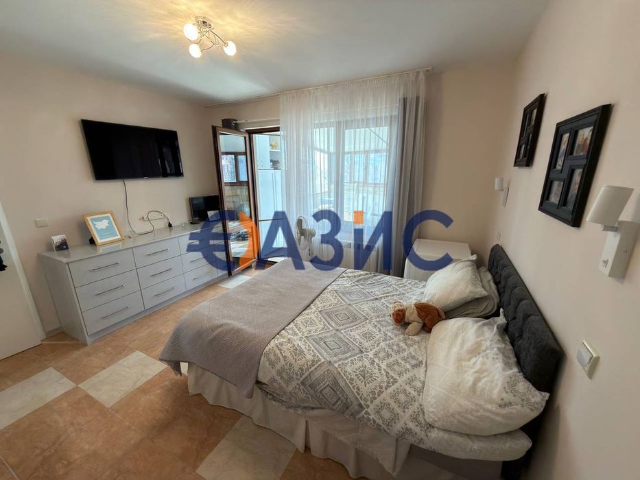 Апартамент с 3 спални в жилищна сграда, Свети Влас, България, 146 кв.