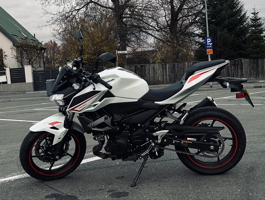 Vand kawaskai z400 (motor defect )