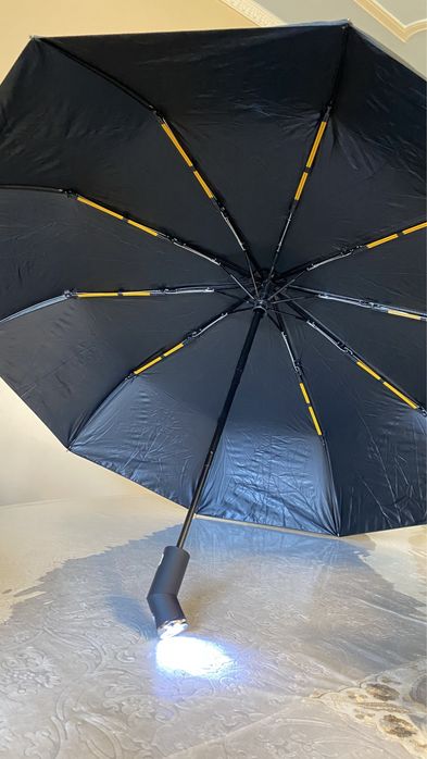 Продам зонтик в хорошым качестве