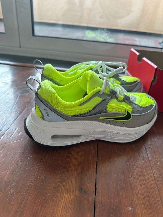 Nike Air Max Bliss
