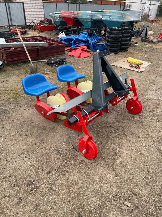 Рассадопосадочная машина двухрядная D Pol