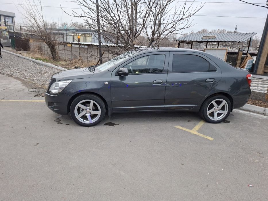 Cobalt 2022 мокрый асвалт