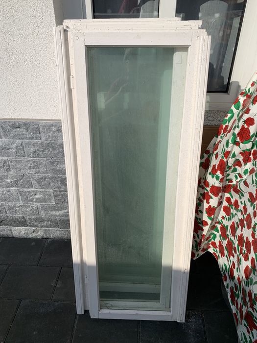 Vand geamuri din lemn