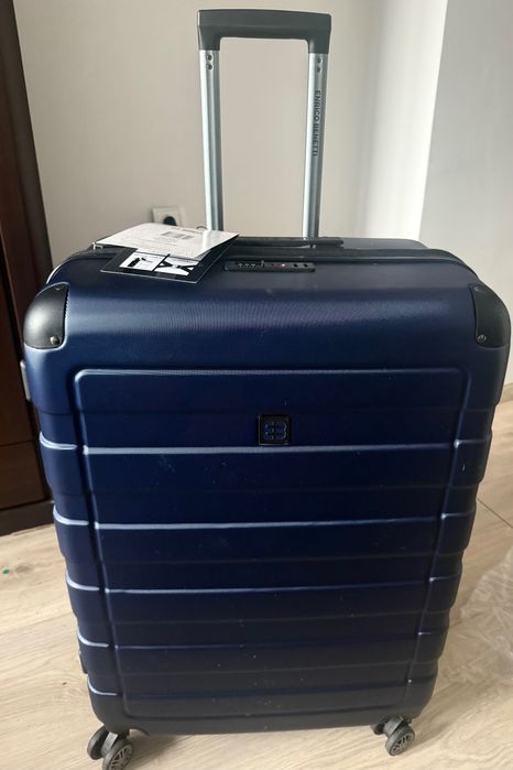 Голям пътнически куфар