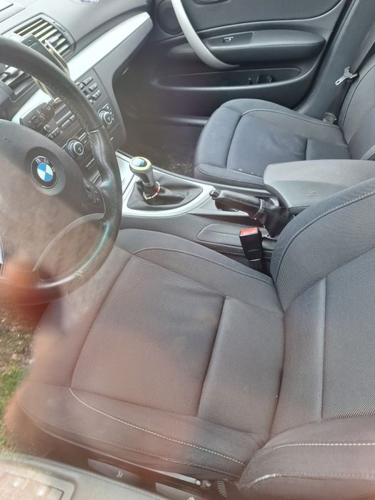 De vanzare bmw seria 1 fab 2010 e5 propietar in acte fiscal la cumpara