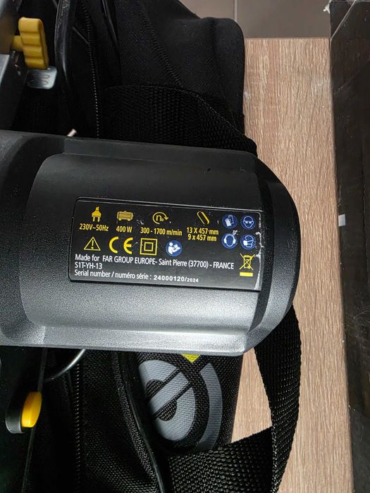 Mini slefuitor FarTools cu banda YO400