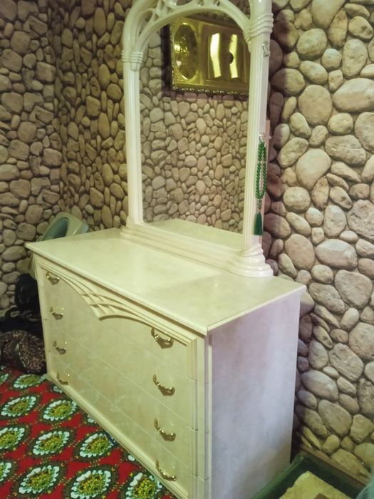 Italiyanskiy kamot sotiladi