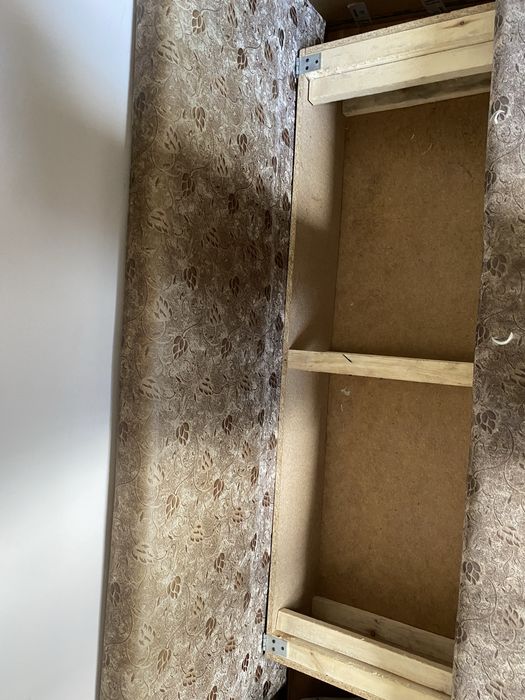 Диван продам в отличном состоянии