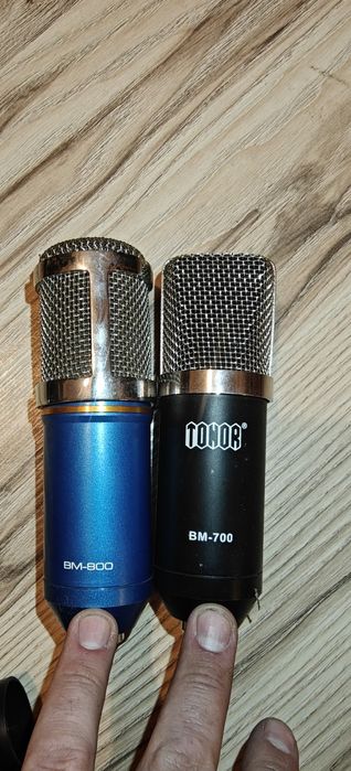 Безжични микрофони и станции