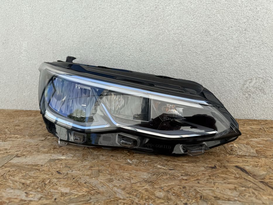Far dreapta VW Golf8 Golf MK8 Full LED Original Europa