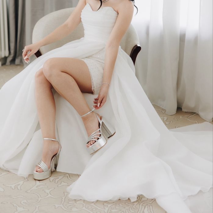 Rochie de mireasa cu trena
