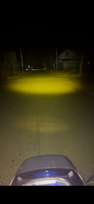 Продам скутер ск8