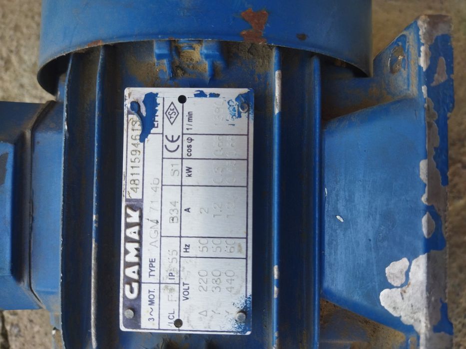 Электродвигатель. 300000₸.380/220w.