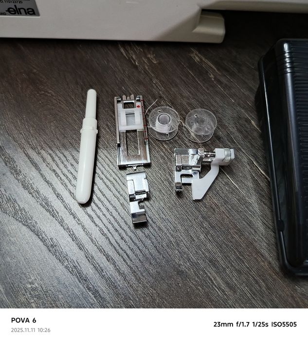 Швейная машинка ELNA