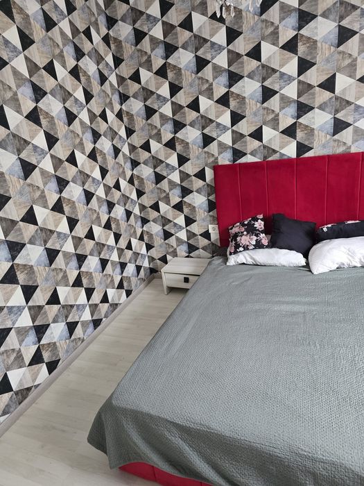Inchiriez apartament cu 3 camere +loc de parcare inclus