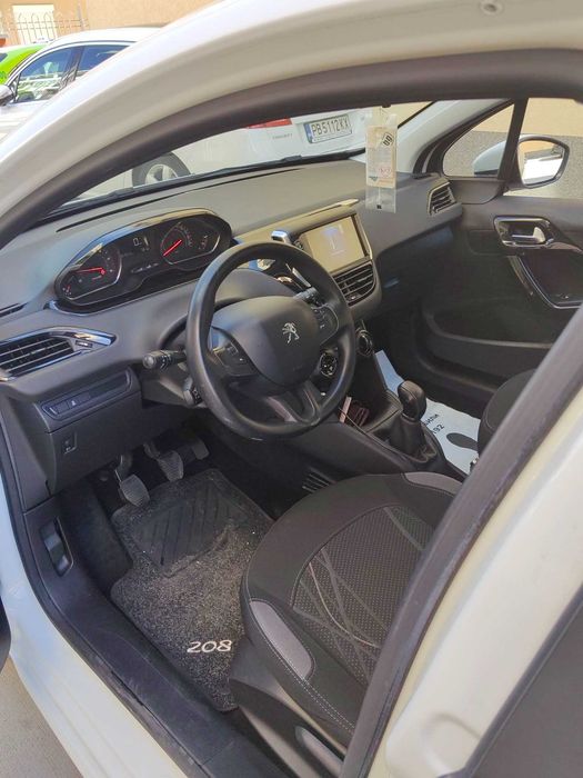 Peugeot 208 1.4 HDI