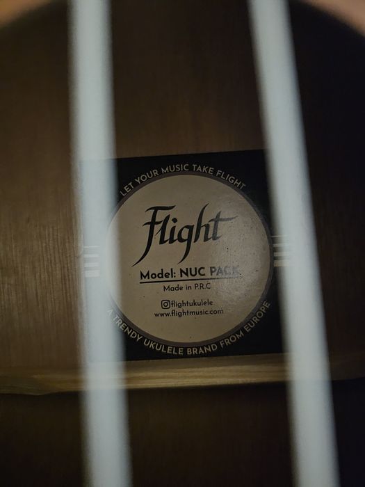 Укулеле бренда FLAGHT NUK PACK