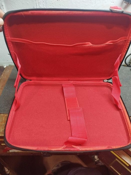 Geanta laptop / minilaptop mai multe modele