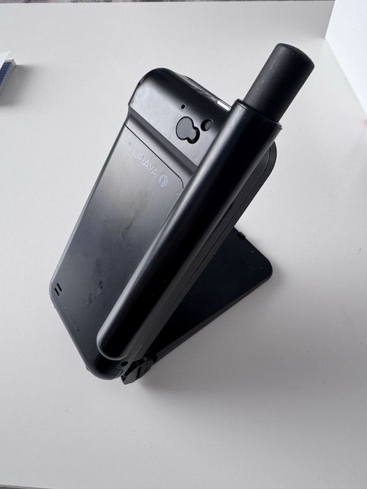 Спутниковый адаптер Thuraya Satsleeve Hotspot