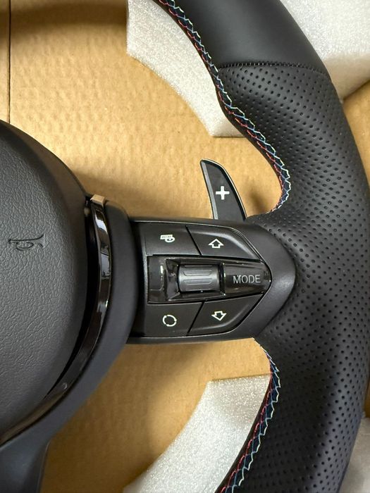 Vând volan BMW -M seria F10,F15,F30,F16F20 ia F10,F30, F15,F16,F20