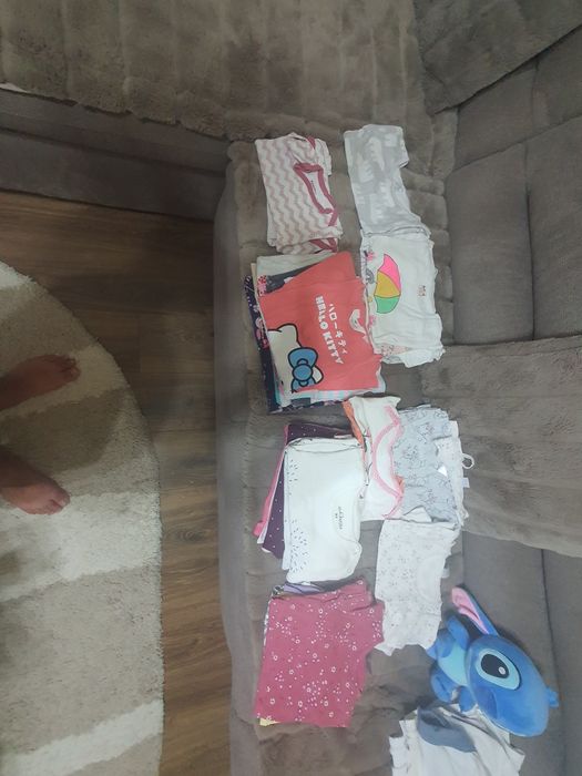 Rochițe tricouri bady  30 la nr de firma HM  ADIDAS  la 400 lei