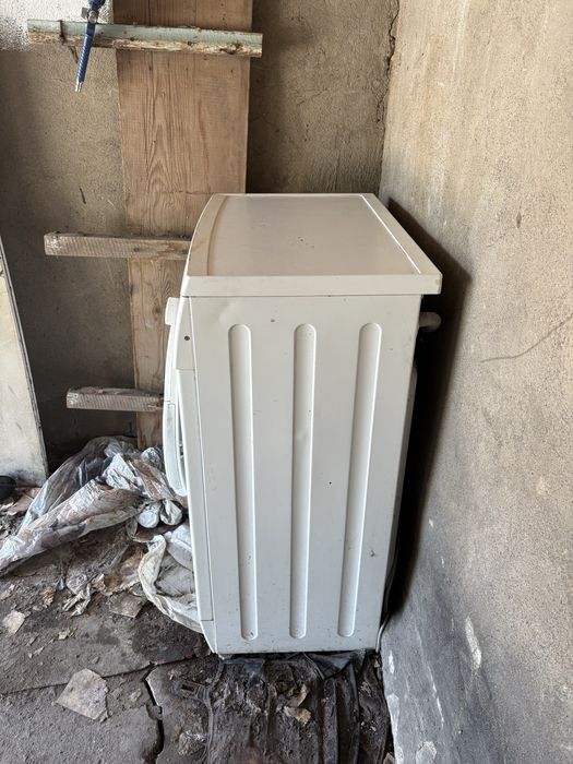 Продам стиральную машинку