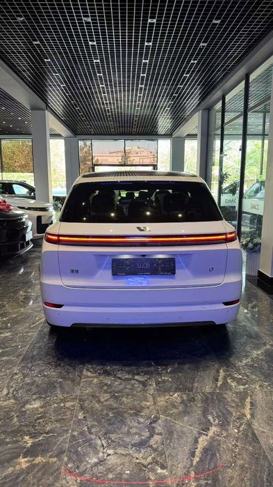 Ли Л7 Ультра рестайлинг