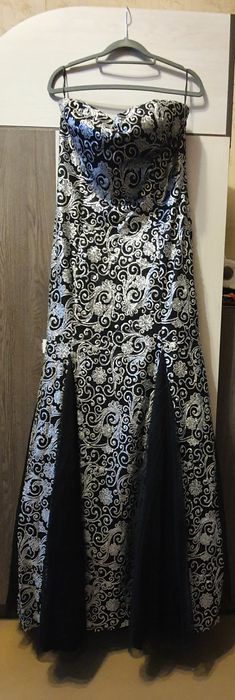 Красивое вечернее  платье