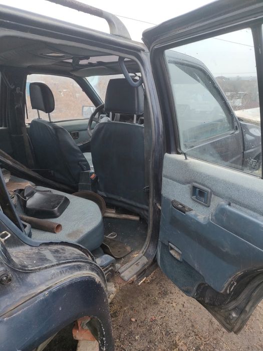 Nissan Primera Фары разбор