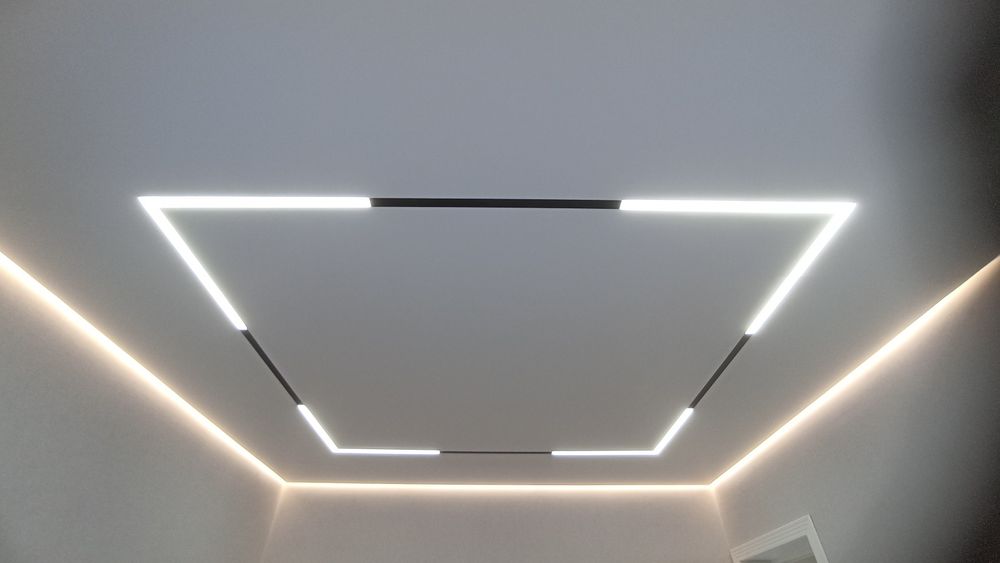 Натяжные потолки от 1300.