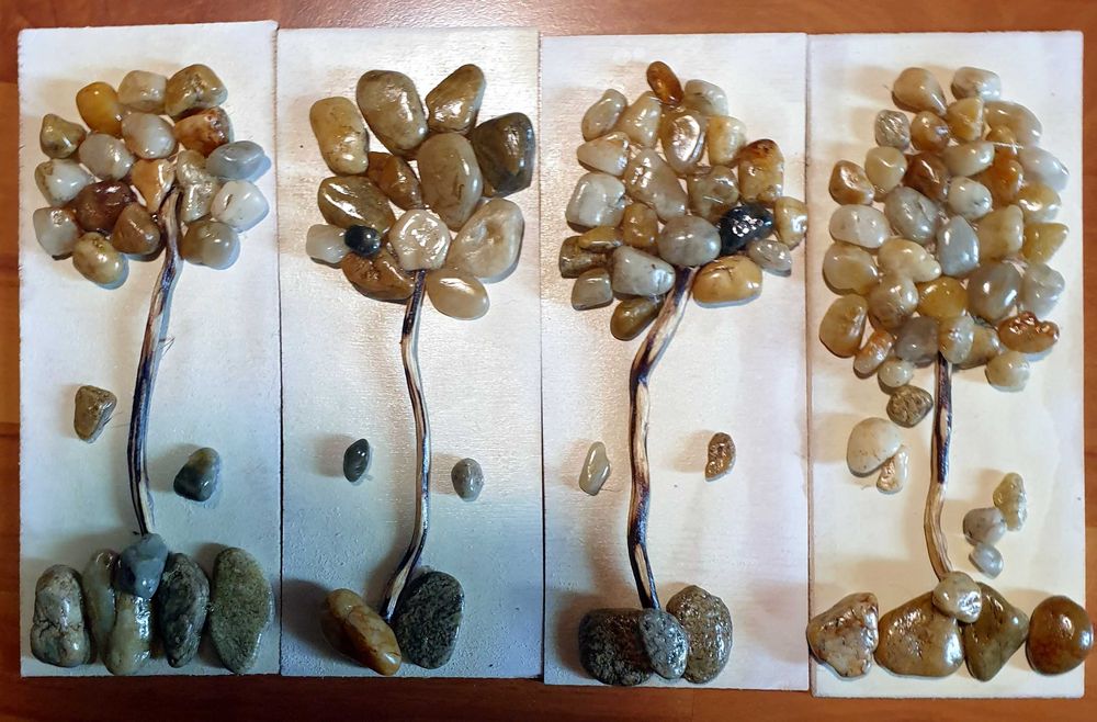 Vand: tablouri lucrate manual, cu pietre, scoici