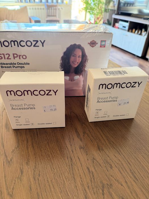 Помпа за кърма Momcosy S12Pro единична, Нова, НЕизползвана.