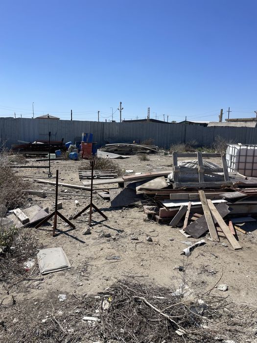 Поддоны отходы для черного потолка