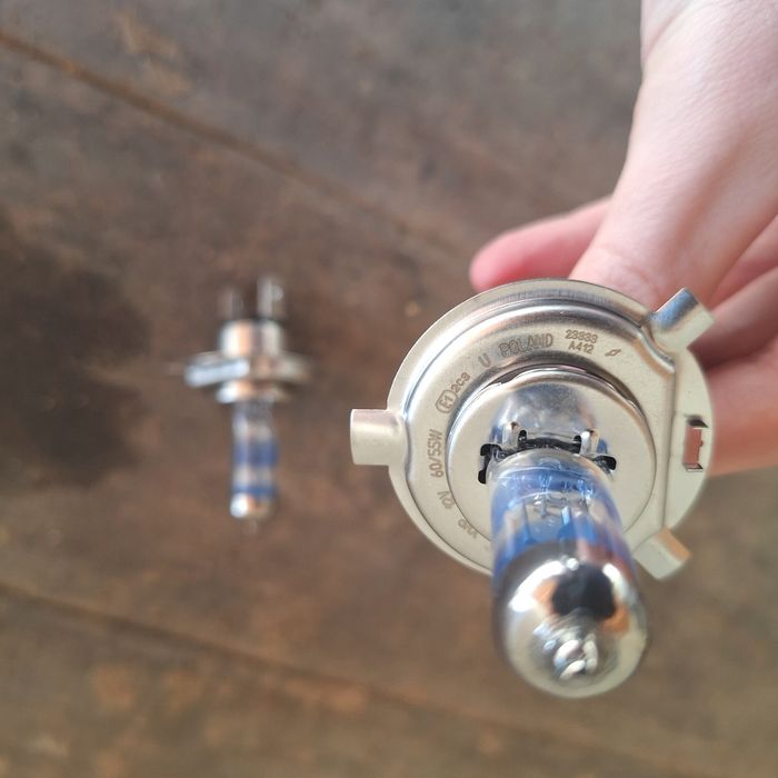 Bec philips led look