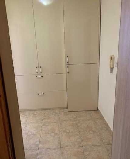 Дава се под наем Двустаен апартамент в Бургас, Изгрев - 75 кв.м за 140.25 € - Снимка #4