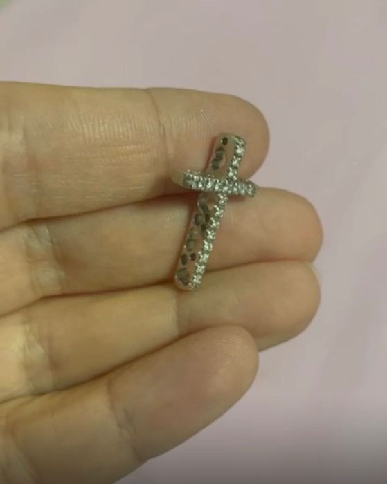 Pandantiv din aur 18k cu diamante naturale