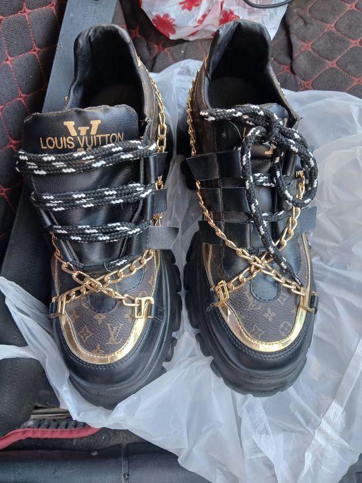 Продам женские красовки