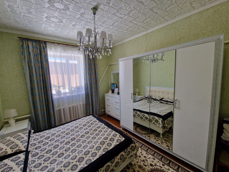 Продаётся просторный дом в Бурное