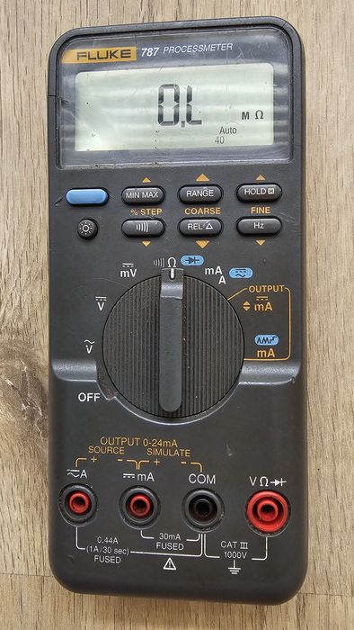 FLUKE 787 ProcessMeter  – kit complet