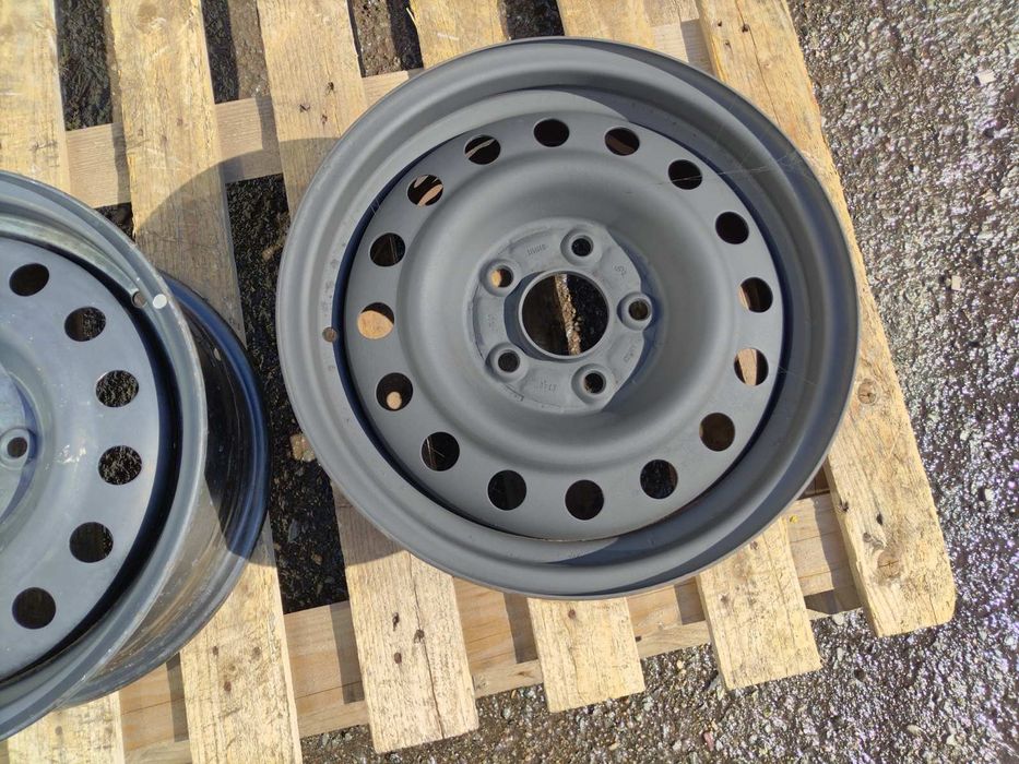 15 цола 5 х 114,3 мм Нисан / Рено - 6 инча / ЕТ 40