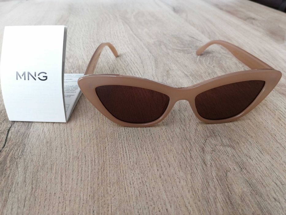 Дамски маркови слънчеви очила  MANGO