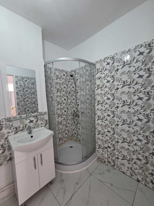 Particular, vand apartament 3 camere proaspat renovat Stefan cel Mare