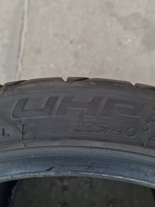 Летни гуми 2 броя RIKEN UHP 225 40 R18 дот 0422
