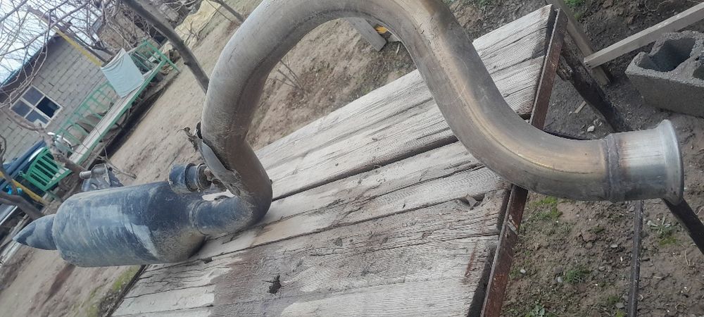 Глушитель лексус 570 новый