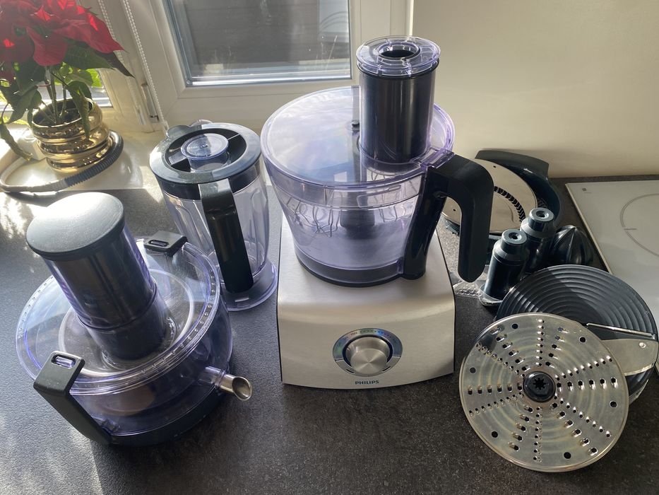 Robot bucatarie Philips HR7775