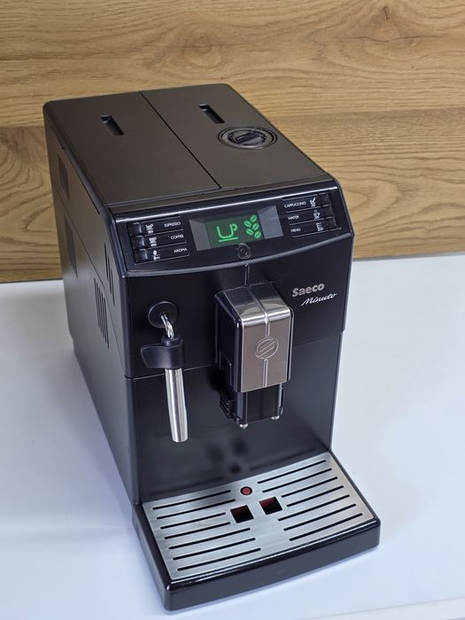 Aparat cafea expresor espressor philips saeco minuto HD8762 cu boabe